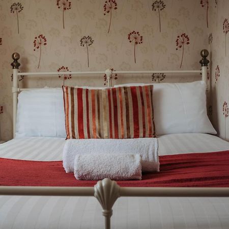 Three Wells B&B ランドリンドッド・ウェルズ エクステリア 写真