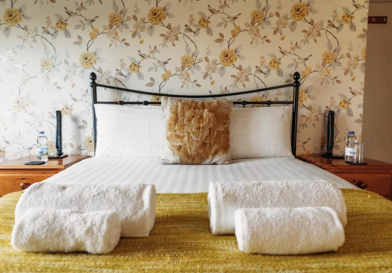 Three Wells B&B ランドリンドッド・ウェルズ エクステリア 写真
